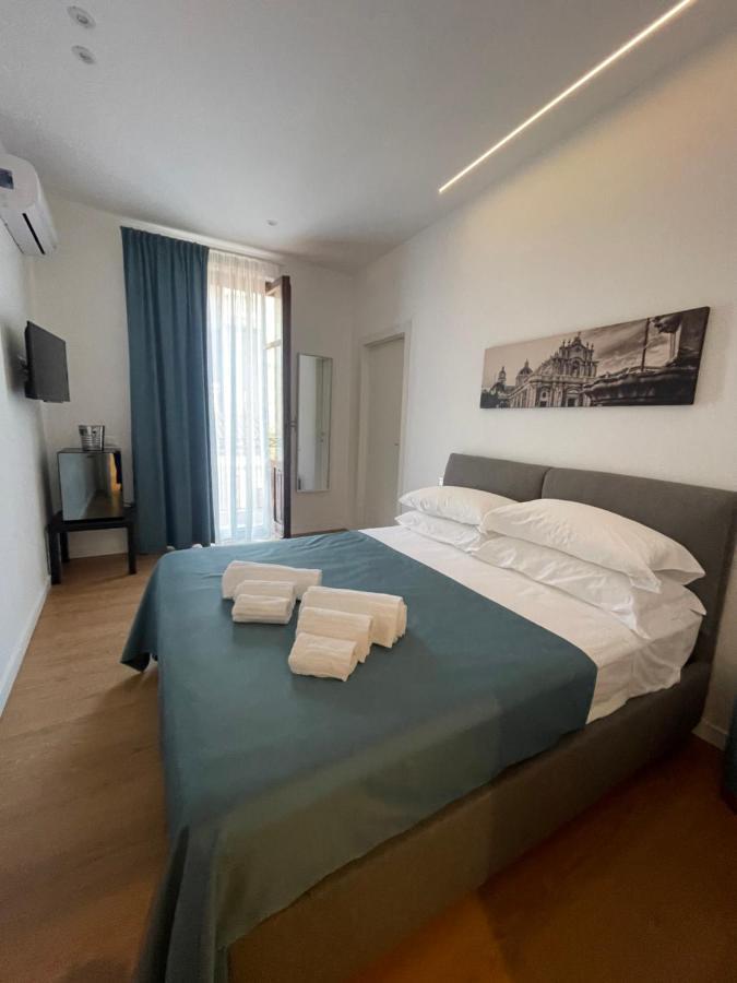 Civicocento Charming Rooms Catania Exterior foto